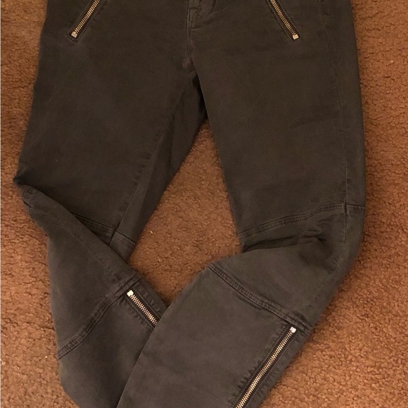 JBrand Agnes skinny jeans. Size 25. Color Vin Black (Grey). - Picture 2 of 7